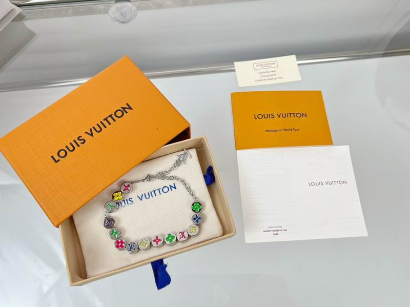 LV Bracelet 03lyr418